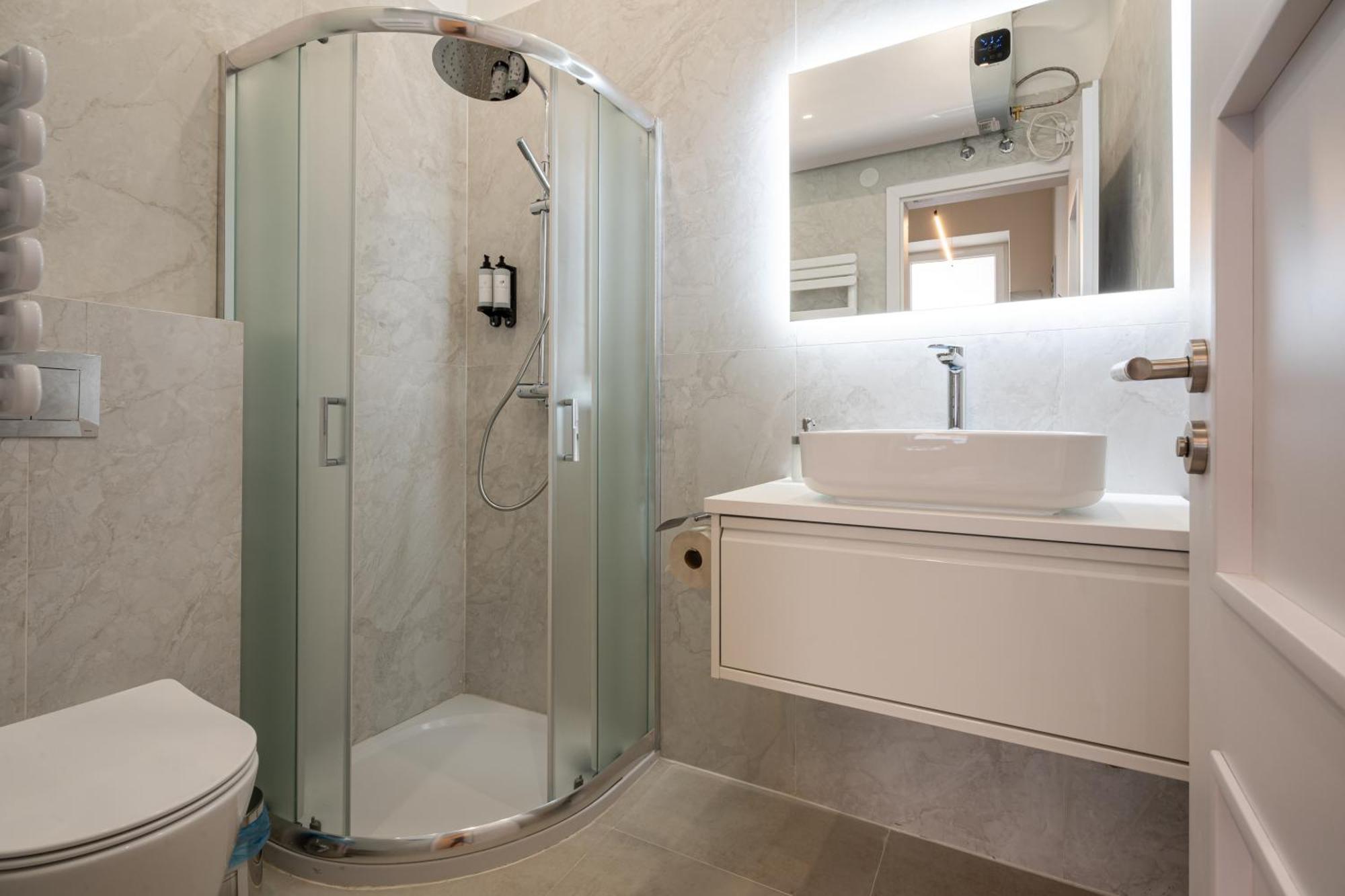 D54 Boutique Apartments Best Location By Bqa Budapest Kültér fotó